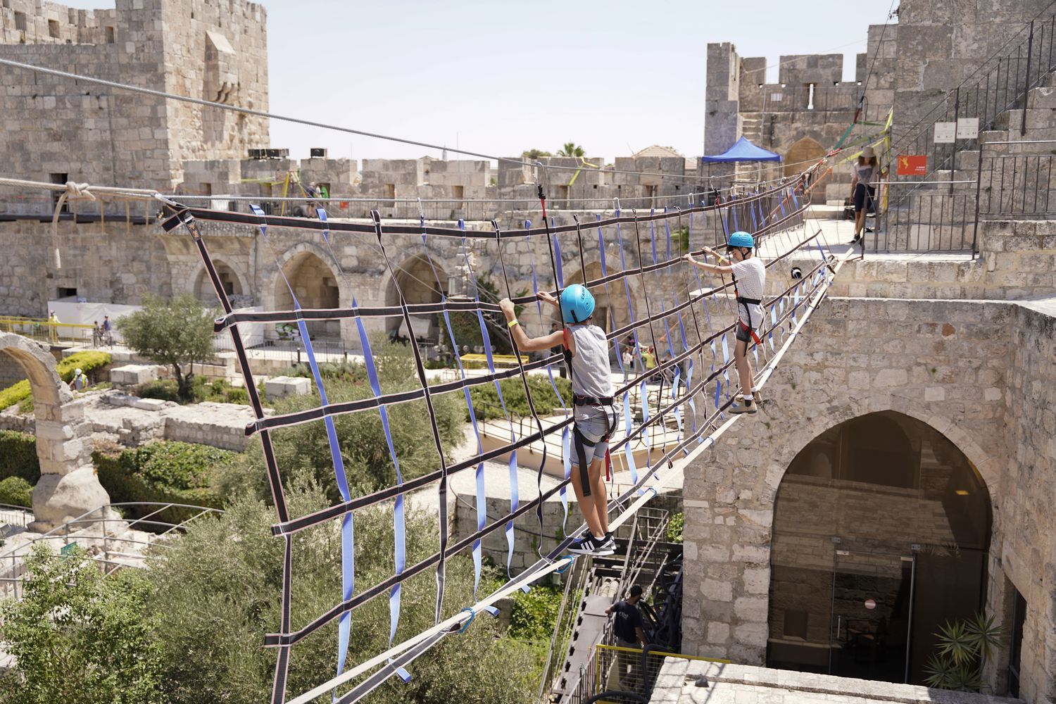 מגדלים באוויר, צילום: ריקי רחמן