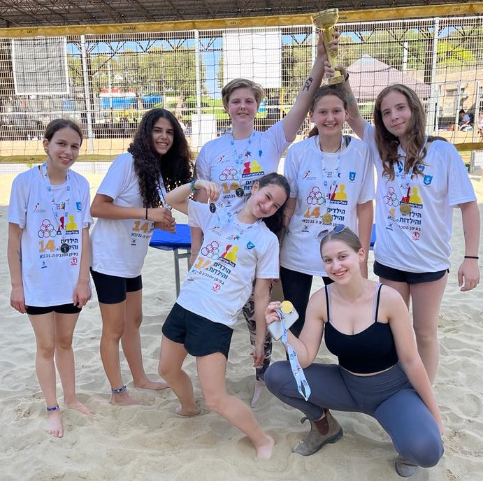 נבחרת בנות ז'-ח' כדורעף חופים